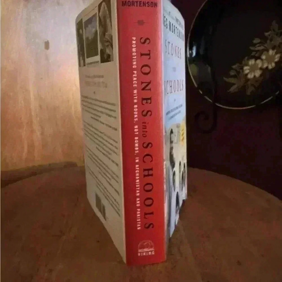 Stones Into Schools Greg  Mortenson Promoting Peace With Peace - Picture 2 of 5